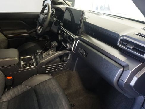 Used 2025 Toyota 4Runner TRD Off-Road Premium AWD/4WD image 28