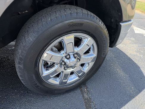 Used 2013 Ford F150 Lariat w/ Lariat Chrome Pkg RWD image 25
