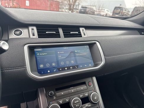 Used 2019 Land Rover Range Rover Evoque Landmark Edition image 14