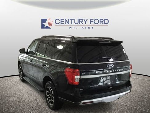 Used 2024 Ford Expedition XLT AWD/4WD image 5