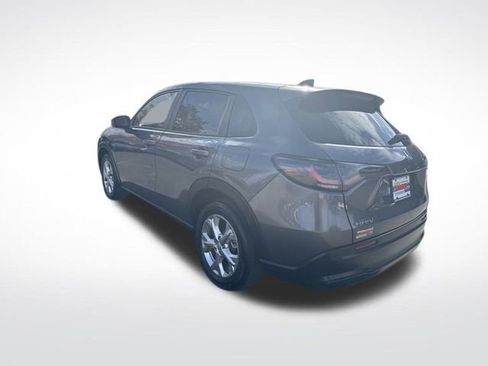 Used 2023 Honda HR-V LX image 3