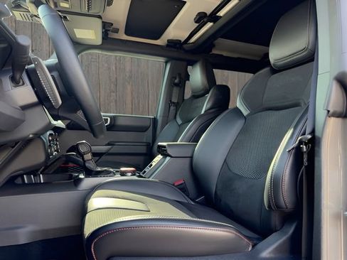 Used 2025 Ford Bronco Raptor w/ Interior Carbon Fiber Pack AWD/4WD image 18