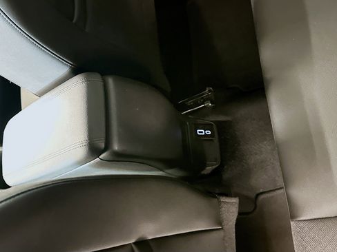 Used 2025 Buick Encore GX Preferred image 27