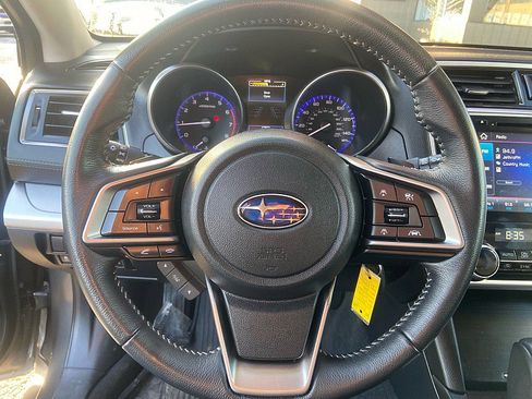 Used 2019 Subaru Outback 2.5i Premium image 13