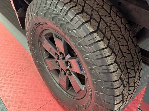 Used 2016 Chevrolet Colorado W/T w/ WT Convenience Package image 32