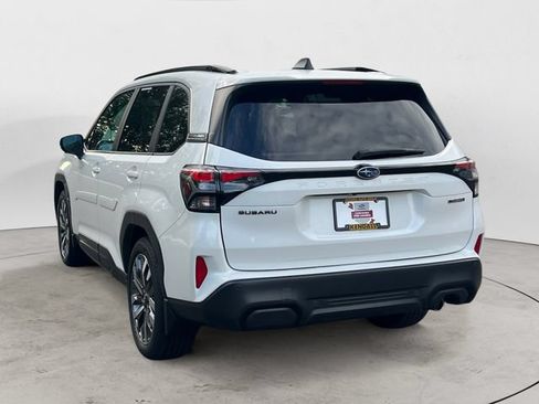Used 2026 Subaru Forester Touring AWD/4WD image 7