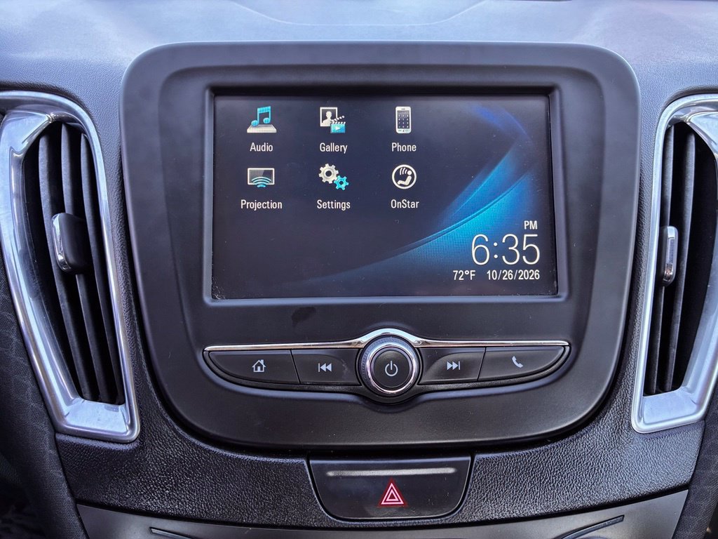 Used 2018 Chevrolet Malibu LT FWD image 35