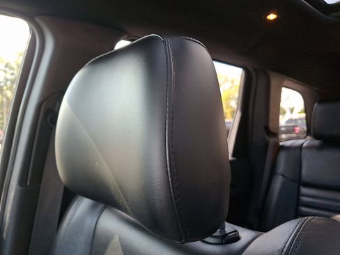 Used 2019 Jeep Grand Cherokee Limited X image 17