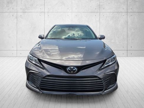 Used 2024 Toyota Camry LE w/ Convenience Package FWD image 7