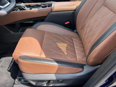 Used 2024 Nissan Rogue Platinum w/ Platinum Premium Package image 23