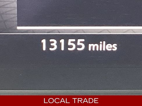 Used 2024 Nissan Rogue SL AWD/4WD image 4