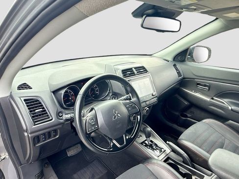 Used 2024 Mitsubishi Outlander Sport ES AWD/4WD image 9