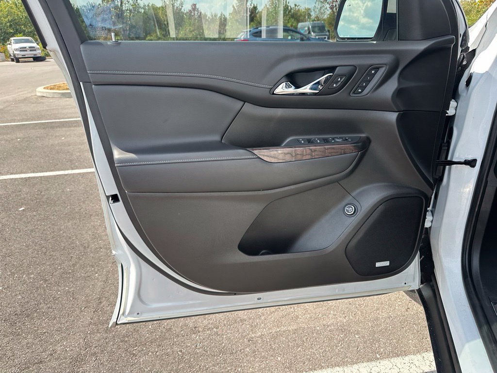 Used 2021 GMC Acadia Denali FWD image 14