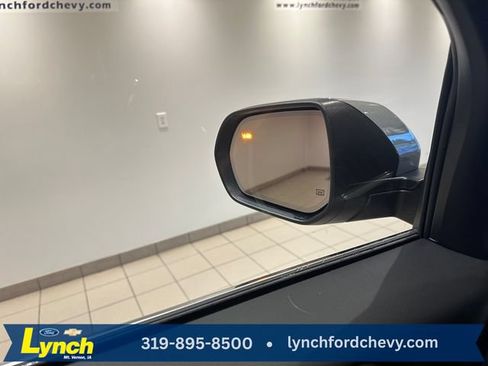 Used 2025 GMC Acadia Denali w/ LPO, Floor Liner Package AWD/4WD image 17