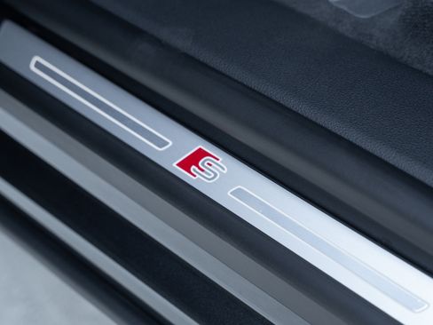 New 2026 Audi Q8 Premium Plus image 23