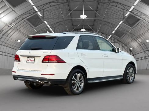 Used 2019 Mercedes-Benz GLE 400 4MATIC image 7