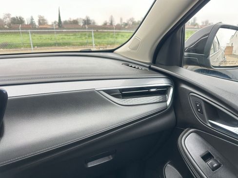 Used 2025 Buick Encore GX Preferred image 35