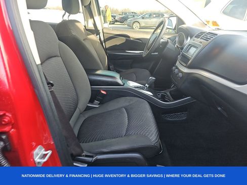 Used 2019 Dodge Journey SE image 11
