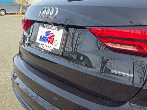 Used 2021 Audi Q3 2.0T Premium Plus w/ Premium Plus Package AWD/4WD image 17