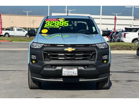 Used 2026 Chevrolet Colorado W/T w/ WT Custom Package RWD image 9