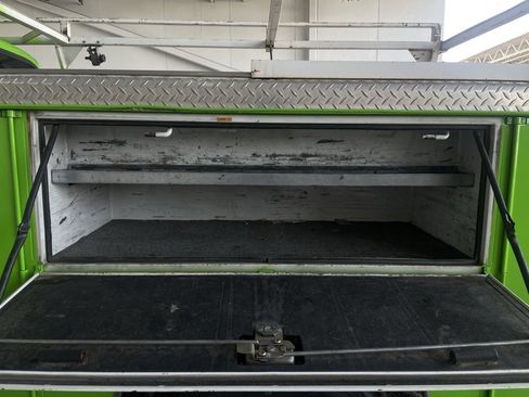 Used 2005 Ford F450 2WD SuperCab Super Duty image 12