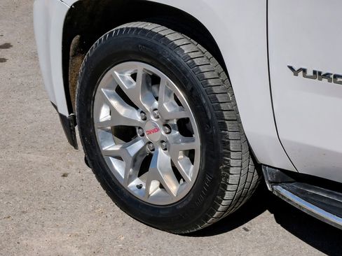 Used 2019 GMC Yukon SLT w/ Open Road Package image 66