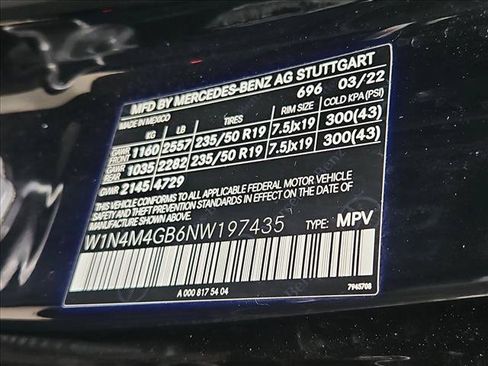Used 2022 Mercedes-Benz GLB 250 image 23