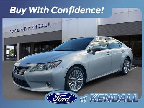 Used 2013 Lexus ES 350 FWD image 1