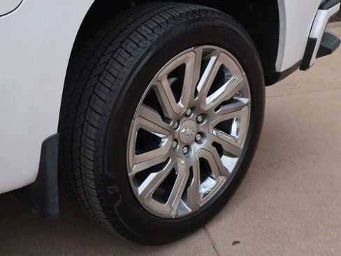 Used 2019 Chevrolet Silverado 1500 High Country w/ High Country Premium Package AWD/4WD image 53