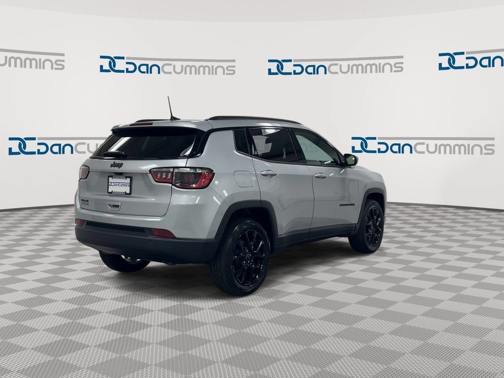 New 2026 Jeep Compass Latitude AWD/4WD image 8