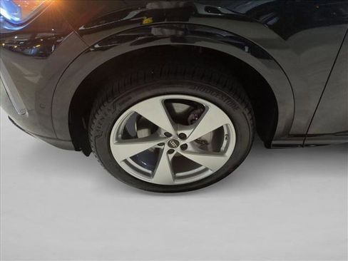 New 2025 Audi Q5 Premium Plus image 10