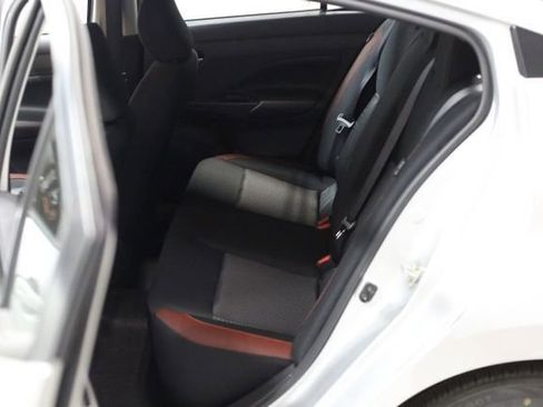 New 2025 Nissan Versa SR image 17