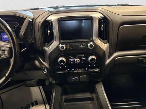 Used 2020 GMC Sierra 1500 Elevation w/ Elevation Value Package AWD/4WD image 12