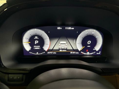 Used 2023 INFINITI QX60 Sensory w/ Vision Package AWD/4WD image 10