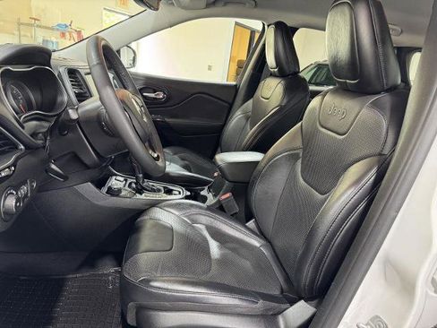 Used 2023 Jeep Cherokee Altitude Lux AWD/4WD image 17