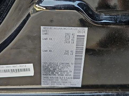 Used 2025 Nissan Altima 2.5 SV FWD image 20