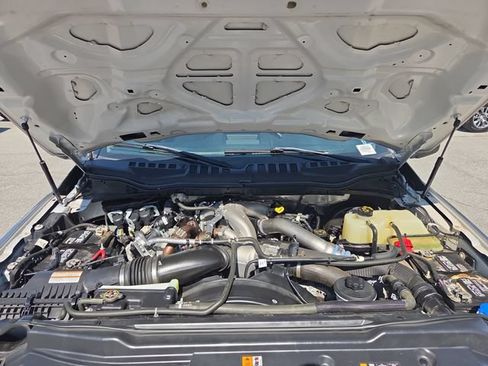 Used 2022 Ford F250 XLT AWD/4WD image 20