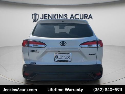 Used 2024 Toyota Corolla Cross S image 7