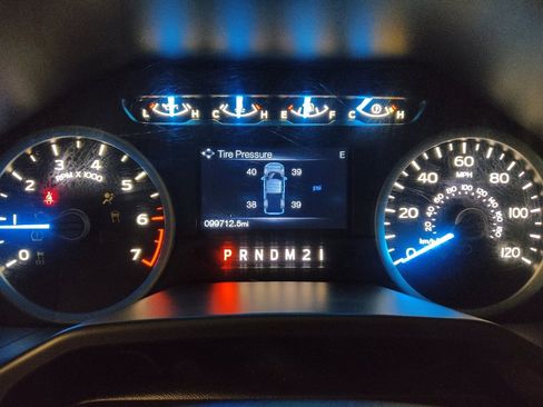 Used 2016 Ford F150 XLT w/ Equipment Group 302A Luxury AWD/4WD image 23