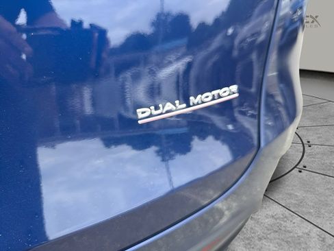Used 2023 Tesla Model Y Performance AWD/4WD image 24