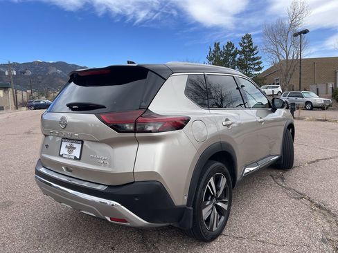 Used 2023 Nissan Rogue Platinum w/ Platinum Premium Package image 7
