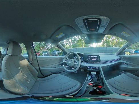 Used 2026 Hyundai Elantra Sport FWD image 41