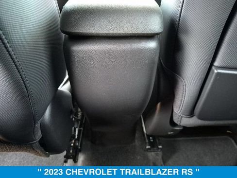 Used 2023 Chevrolet TrailBlazer RS AWD/4WD image 28
