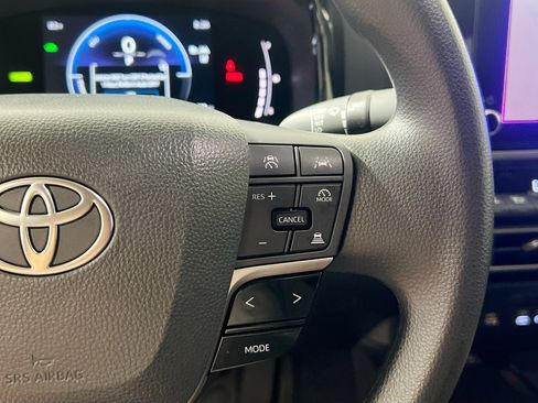 Used 2026 Toyota Camry LE FWD image 19