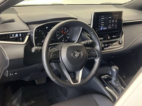 Used 2025 Toyota Corolla SE FWD image 15