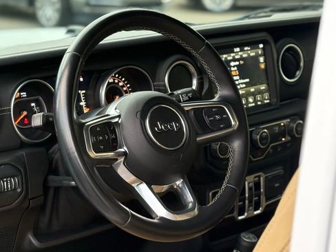 Used 2018 Jeep Wrangler Unlimited Sahara w/ Dual Top Group image 14