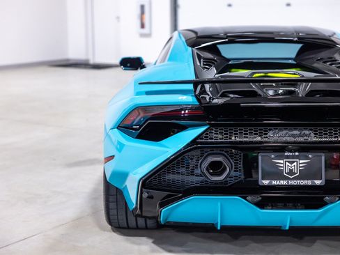Used 2024 Lamborghini Huracan Tecnica RWD image 14