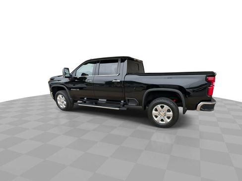 Used 2021 Chevrolet Silverado 2500 LTZ AWD/4WD image 6