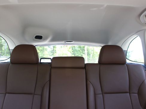 Used 2022 Subaru Outback Touring w/ Popular Package #2 image 35