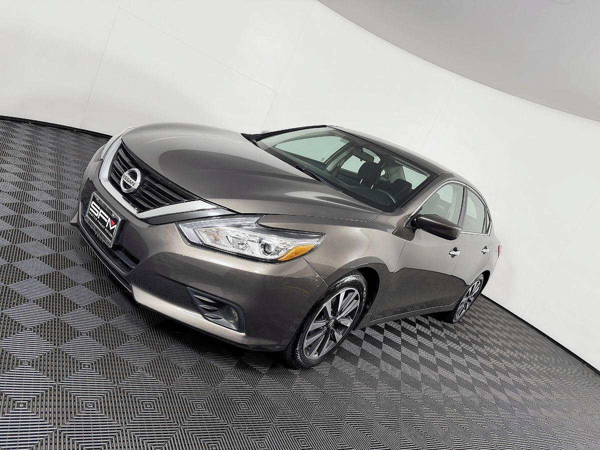 Used 2017 Nissan Altima 2.5 SV FWD image 18